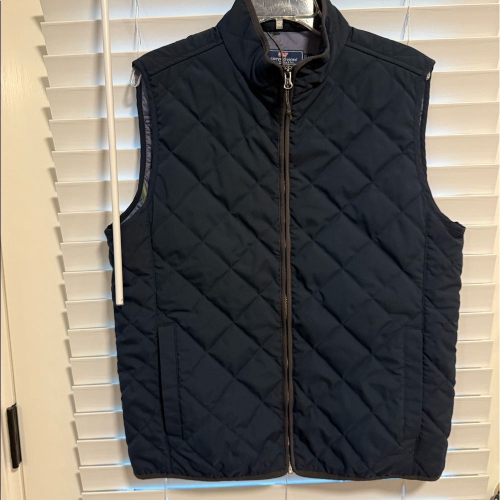 Navy Vineyard Vines Vest